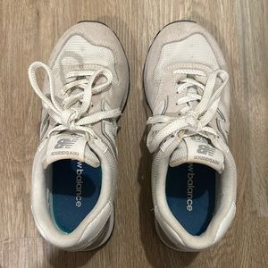 Women’s new balance 574 size 6.5 used condition